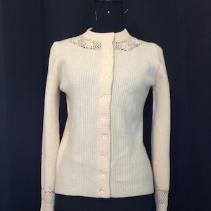 VINTAGE Lambs Wool Open Crochet Neck Cardigan Sweater