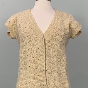 Beige Washed Wool Cap Sleeve Cardigan - Size 2/4 - 70s Beige Hand Crocheted Short Sleeve Cardigan